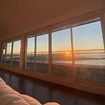 Lägenhet Vue Incroyable Sur La Mer, Lumineux ! *