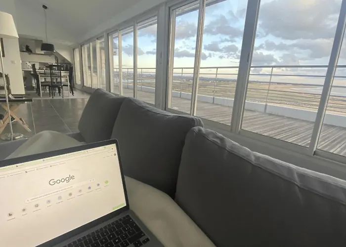 Vue Incroyable Sur La Mer, Lumineux ! *